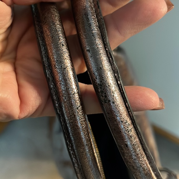 Coach Metalic Madison Satchel/ Lg Crossbody - Picture 9 of 13